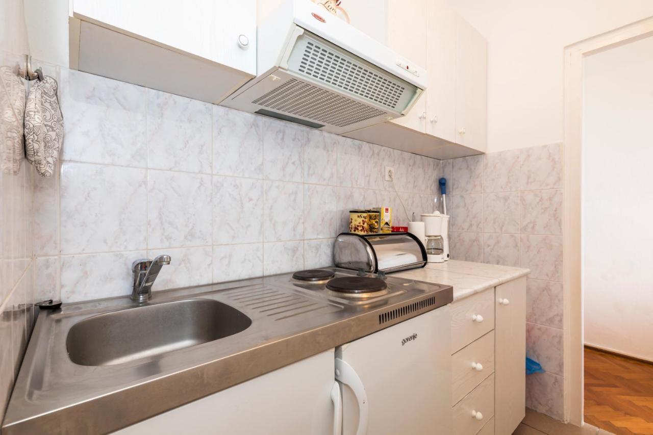 Apartment Muzic Mali Lošinj Dış mekan fotoğraf