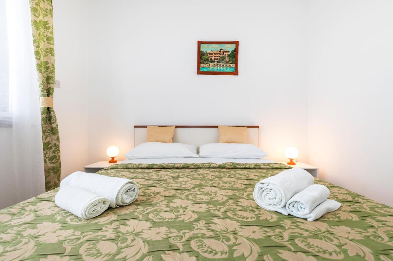 Apartment Muzic Mali Lošinj Dış mekan fotoğraf
