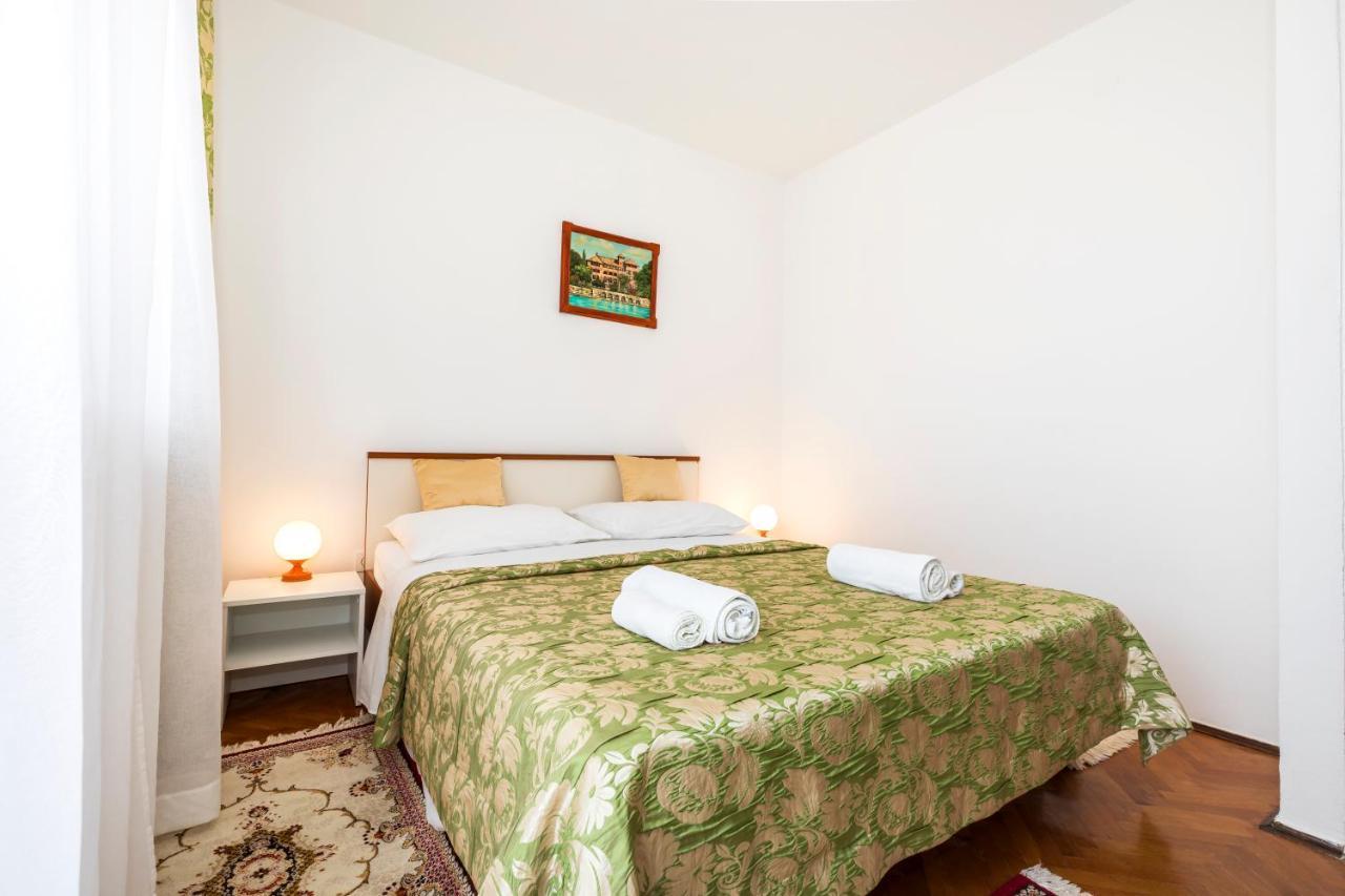 Apartment Muzic Mali Lošinj Dış mekan fotoğraf