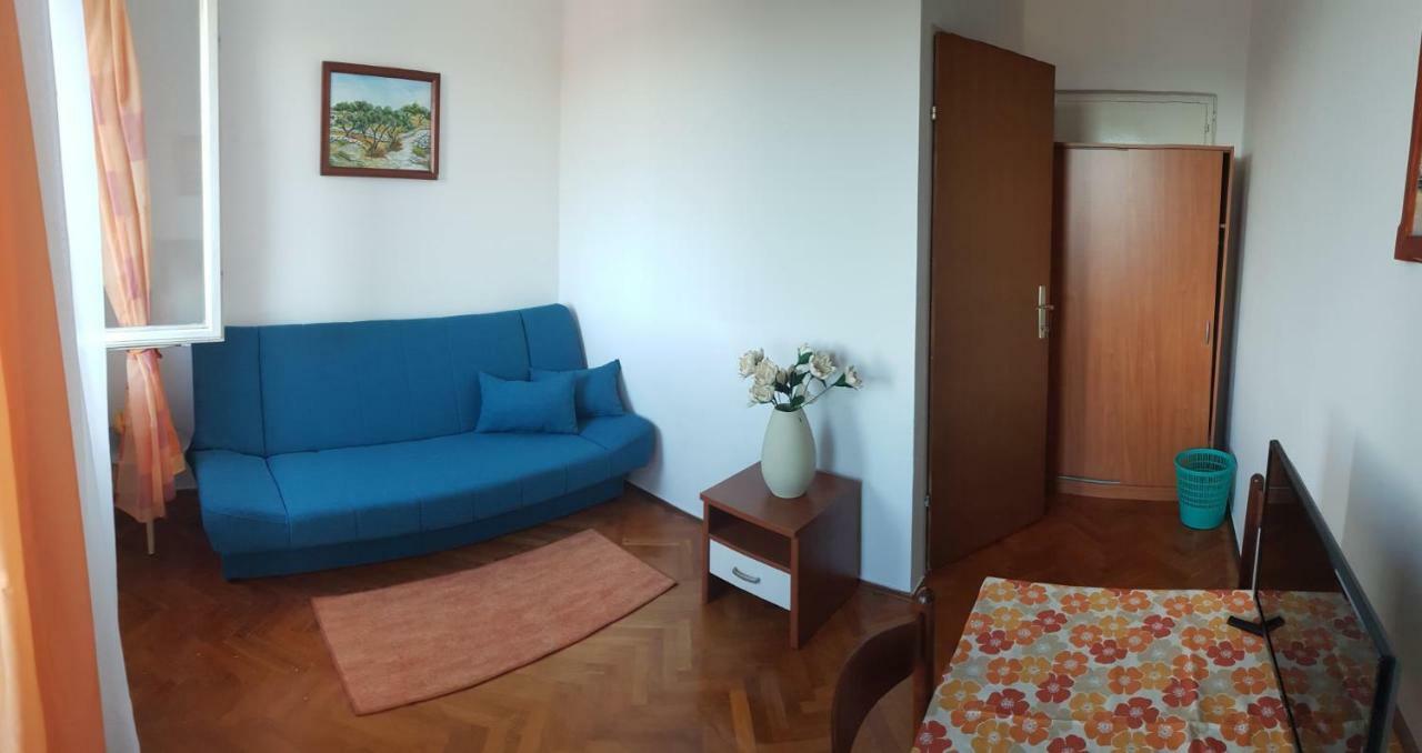 Apartment Muzic Mali Lošinj Dış mekan fotoğraf
