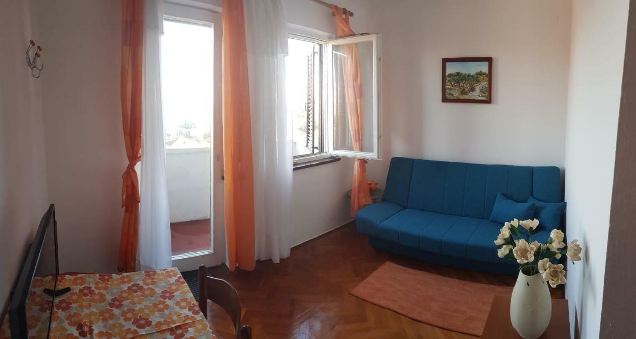 Apartment Muzic Mali Lošinj Dış mekan fotoğraf